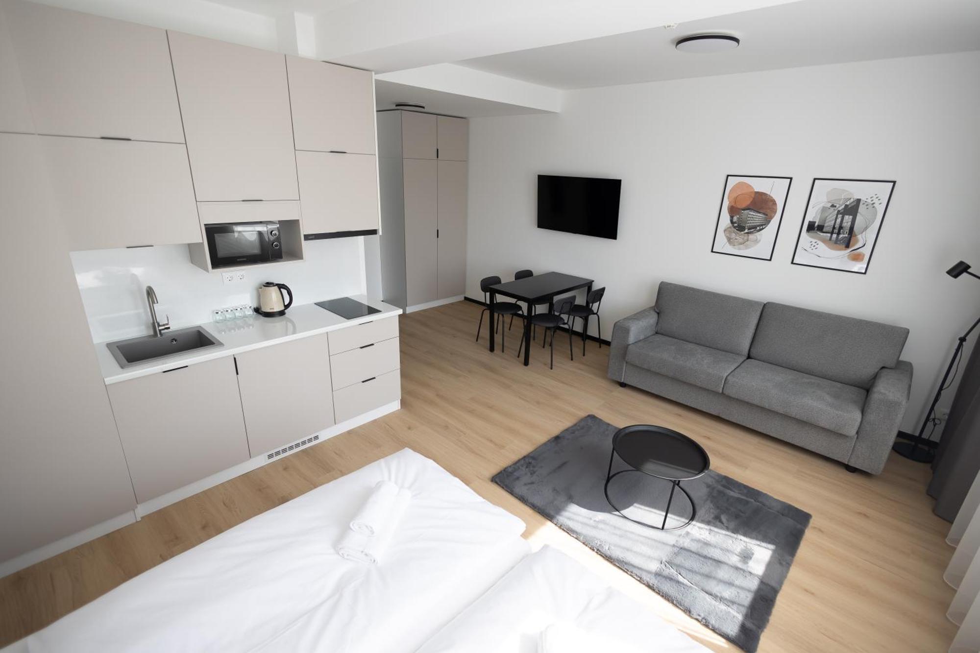 Central Residence Apartmanok Miskolc Bagian luar foto